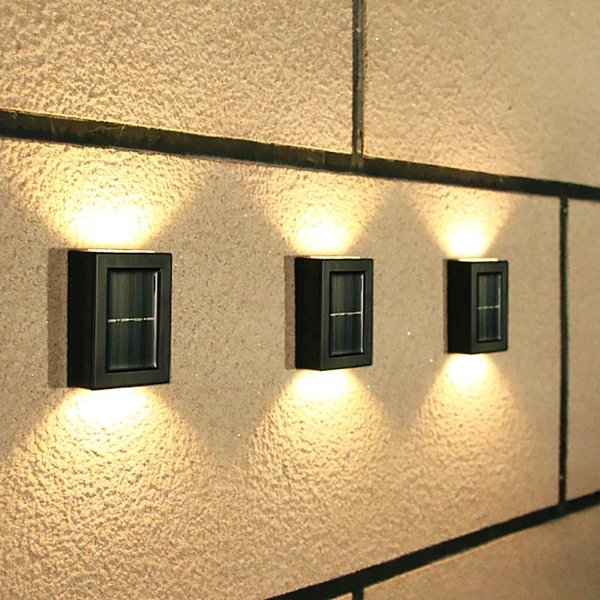 Solar Finish Zaunbeleuchtung - IP65 Wetterfeste Solar LED Wandlampe für Außenbereiche