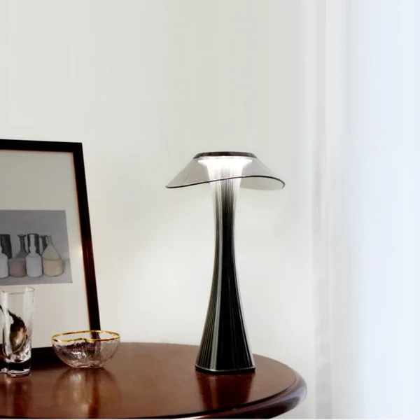 Dimmable LED Tischlampe – Moderne Nachttischlampe mit Touch-Steuerung, elegantes Licht für Schlafzimmer & Wohnzimmer Hover Image