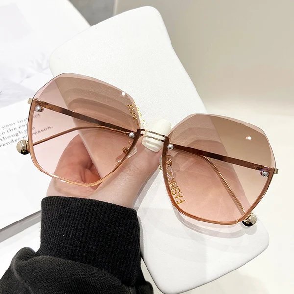 Damen große geometrische Sonnenbrille