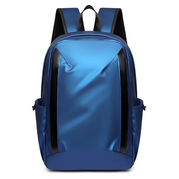 Wasserabweisender Rucksack mit mehreren Fächern Hover Image