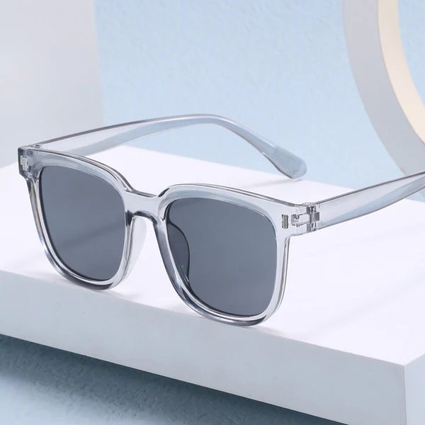 Damen Modische quadratische Sonnenbrille mit transparentem Rahmen