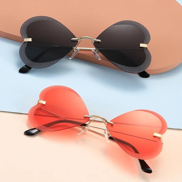Damen Herzförmige Sonnenbrille im trendigen Design