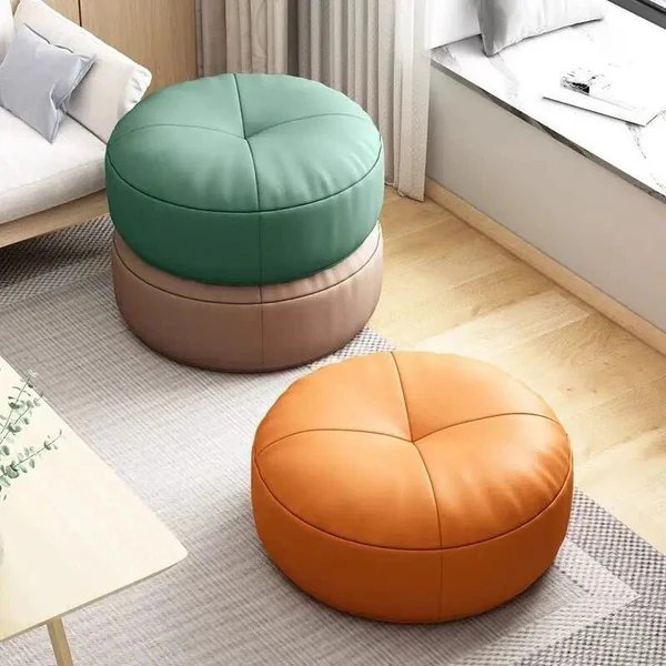 Zen-Kissen – Rundes japanisches Sitzkissen aus Nappaleder im Tatami-Stil Hover Image