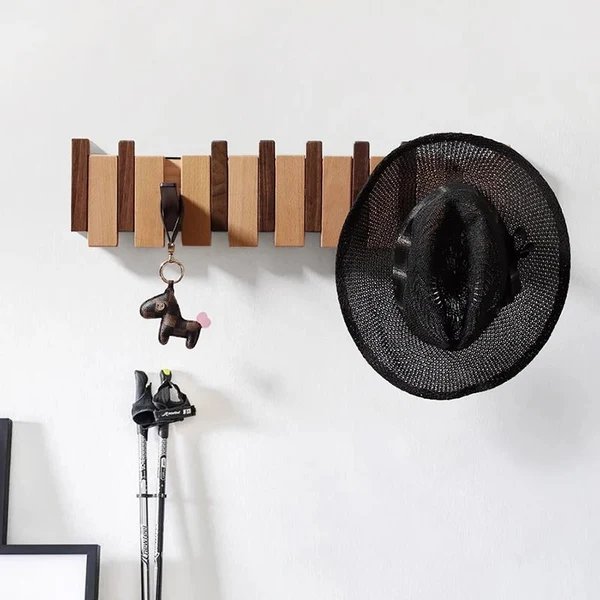 Holzgarderobe im Piano-Design mit klappbaren Haken Hover Image