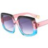 Damen modische Sonnenbrille mit auffälliger quadratischer Rahmenkonstruktion