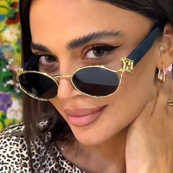 Damen modische Sonnenbrille mit elegantem Metallrahmen und UV-Schutz