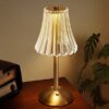 AuraLux – Luxuriöse goldene Kristall-Tae-Lampe mit Touch-Steuerung und Dimmae-LED-Beleuchtung