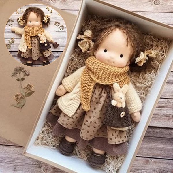 Waldorfpuppe | Handgefertigtes Stoff-Kuscheltier | Mehrere Designs Hover Image