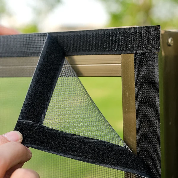 Verstellbares unsichtbares waschbares Fensternetz gegen Mücken