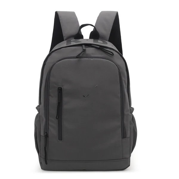Bequemer und Zeitloser Rucksack mit Ergonomischem Design Hover Image