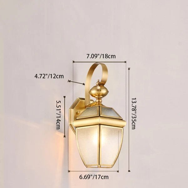 Zeitgenössische skandinavische sechseckige runde quadratische Glas Messing 1/3 Licht Wand-Sconce Lampe für Garten Hover Image