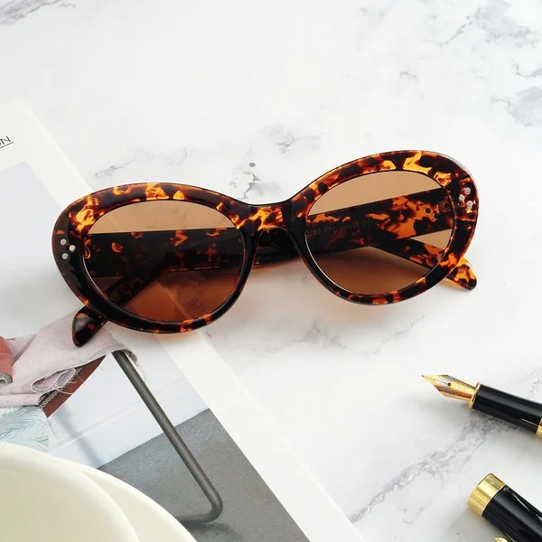 Damen modische oversized Sonnenbrille mit elegantem Rahmen