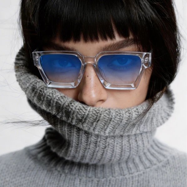 Damen modische Sonnenbrille mit klarem Rahmen und Verlaufsgläsern