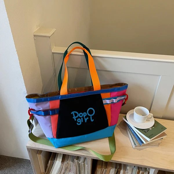 Bunter Mehrfachfächer-Tote Hover Image
