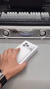 Metallrahmenloser Bumper für iPhone 17