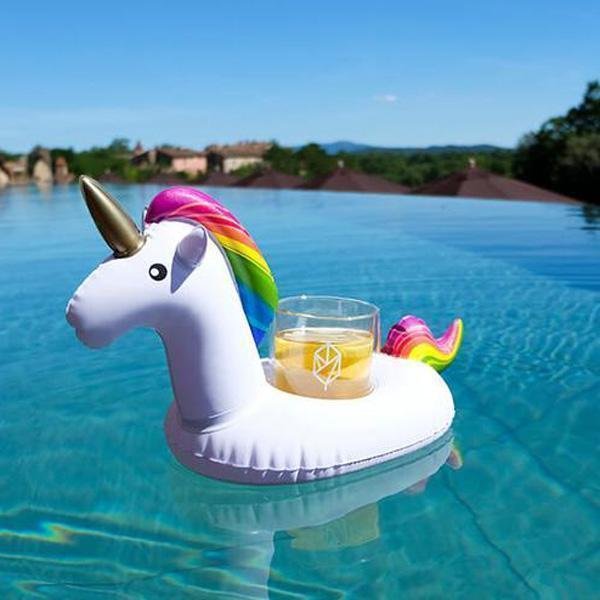 Unicorn Getränkefloß (Set aus 3) Hover Image