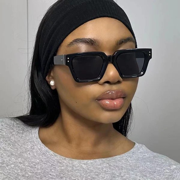 Damen modische Sonnenbrille im eleganten oversized Design