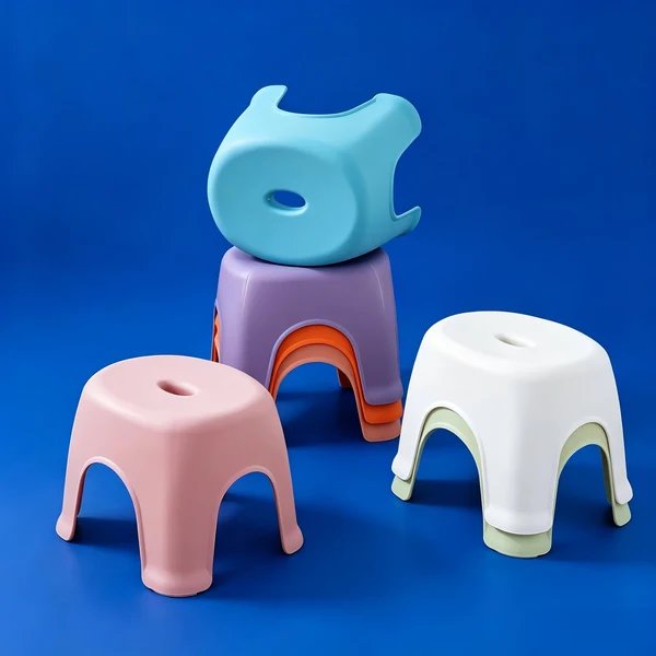 Funktionaler Hocker