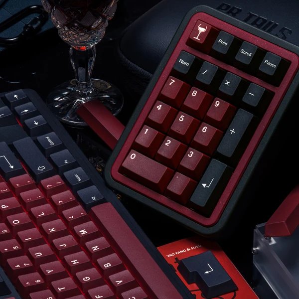 Benutzerdefinierte mechanische Gaming-Tastatur Hover Image