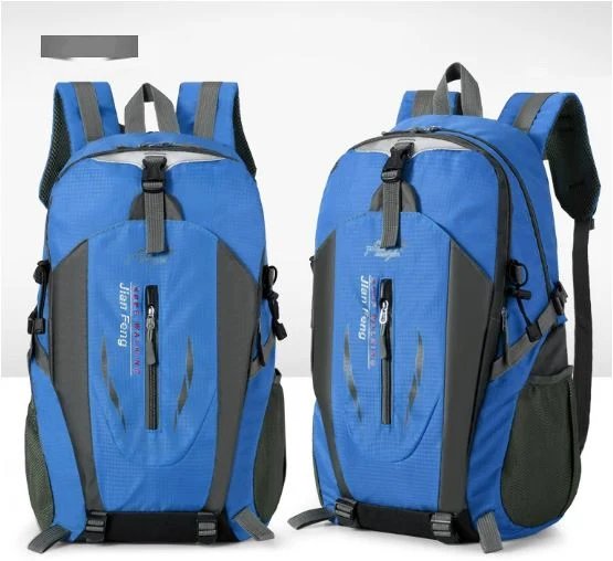 Wasserdichter Outdoor-Rucksack für Abenteuer und Alltag Hover Image