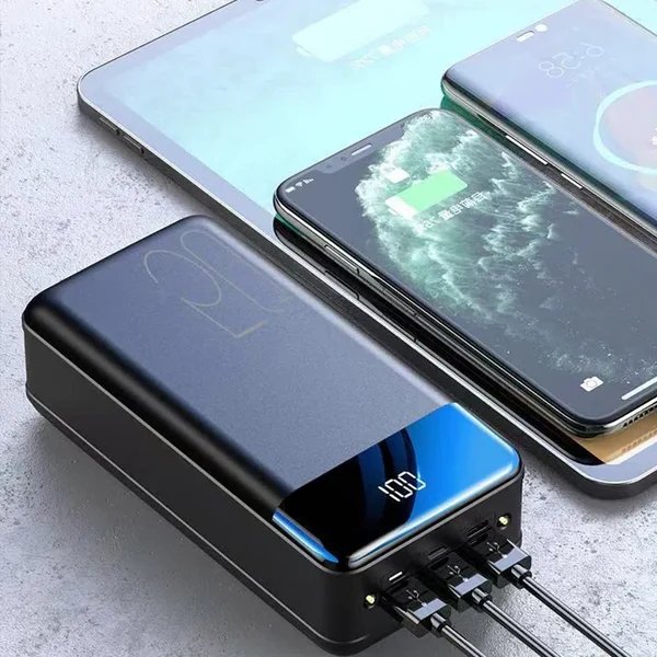 50.000mAh Powerbank mit Schnellladefunktion