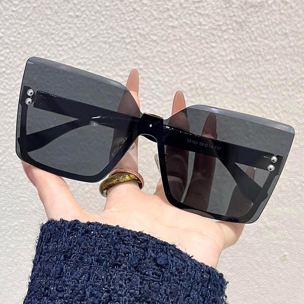 Damen Oversized Sonnenbrille im modernem Design mit UV-Schutz