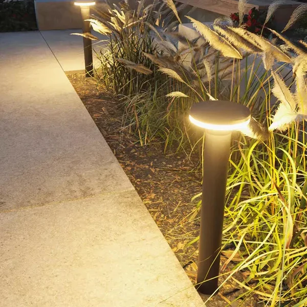 Wetterfeste LED Rasenleuchte für Garten und Wege – Energiesparend & Modernes Design